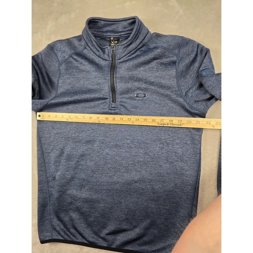 Oakley 1/4 Zip Pullover‎ Sweater Mens Medium Blue Fleece 461728 Activewear Golf